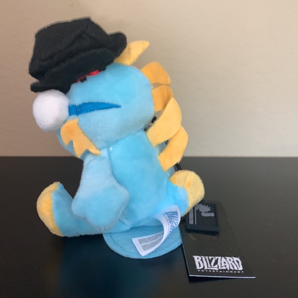 SDCC 2023 Exclusive Blizzard World of Warcraft Mini Murky Murloc Magnetic Plush - Picture 9 of 13
